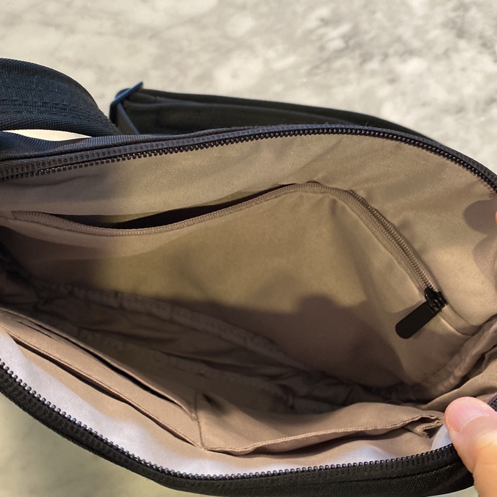 Target Anti Theft Bag - Picture 5 of 8